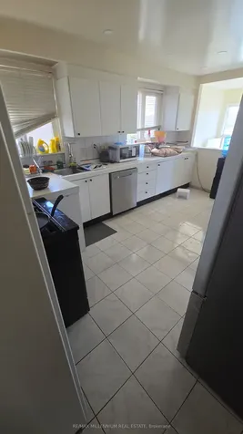 130 Ardwick Boulevard Toronto ON M9M 1W2