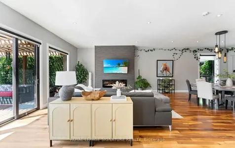 88 Beaver Bend Crescent Toronto ON M9B 5R6