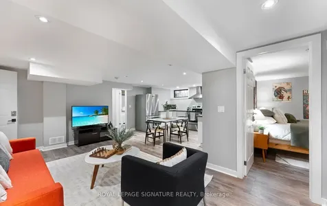 88 Beaver Bend Crescent Toronto ON M9B 5R6