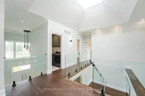 1510 Bridge Road Oakville ON L6L 2E3