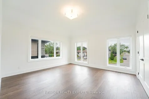 1510 Bridge Road Oakville ON L6L 2E3