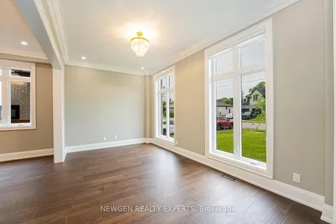 1510 Bridge Road Oakville ON L6L 2E3