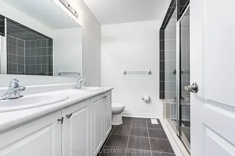 32 Yately Street Brampton ON L7A 0G4