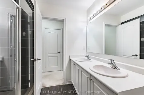 32 Yately Street Brampton ON L7A 0G4