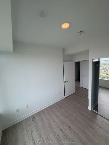 2495 Eglinton Avenue W Mississauga ON L5M 2T2