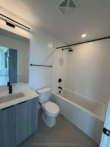 2495 Eglinton Avenue W Mississauga ON L5M 2T2