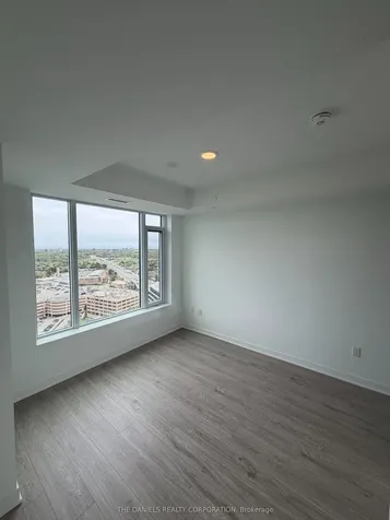 2495 Eglinton Avenue W Mississauga ON L5M 2T2