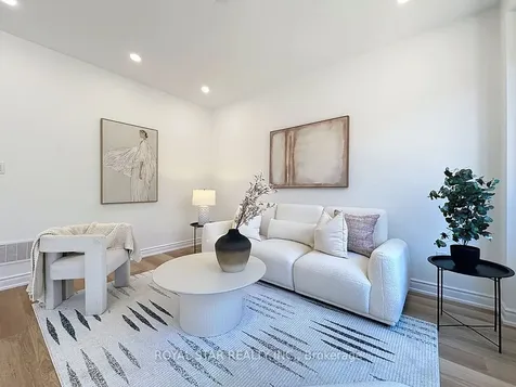 351 Giddings Crescent Milton ON L9T 7A4