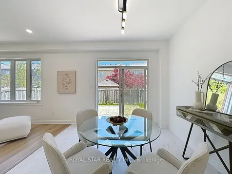 351 Giddings Crescent Milton ON L9T 7A4
