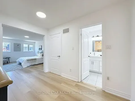 351 Giddings Crescent Milton ON L9T 7A4