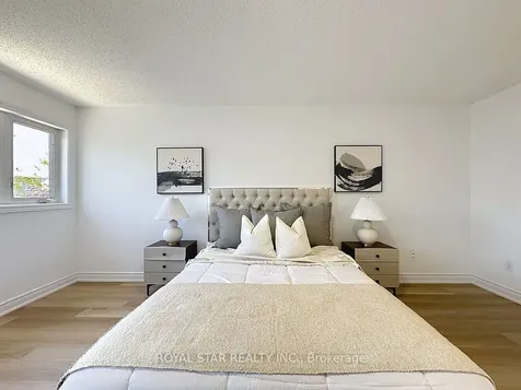 351 Giddings Crescent Milton ON L9T 7A4