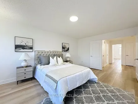351 Giddings Crescent Milton ON L9T 7A4