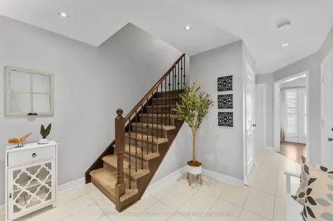 36 Mcdevitt Lane Caledon ON L7C 3S2