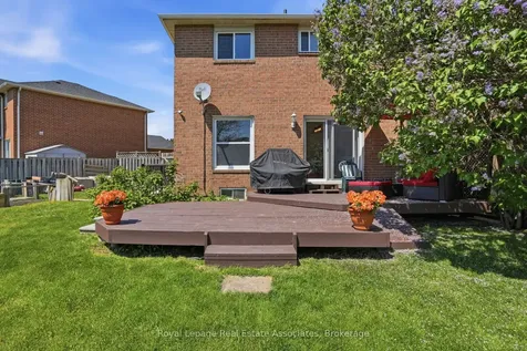 4454 Mayflower Drive Mississauga ON L5R 1S6