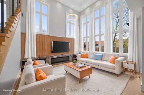 1035 Pinegrove Road Oakville ON L6L 2W3