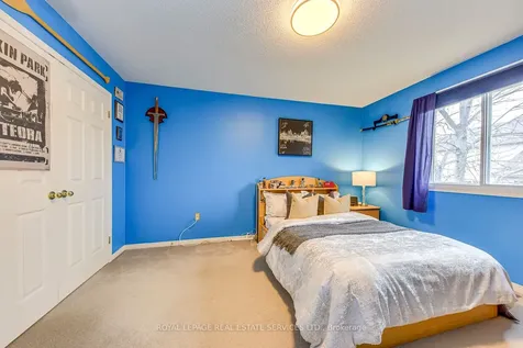 2114 Springdale Road Oakville ON L6M 4C6