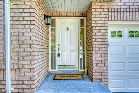2114 Springdale Road Oakville ON L6M 4C6