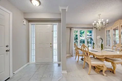 2114 Springdale Road Oakville ON L6M 4C6