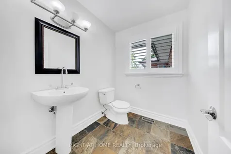 19 Wall Avenue Toronto ON M9N 2N6