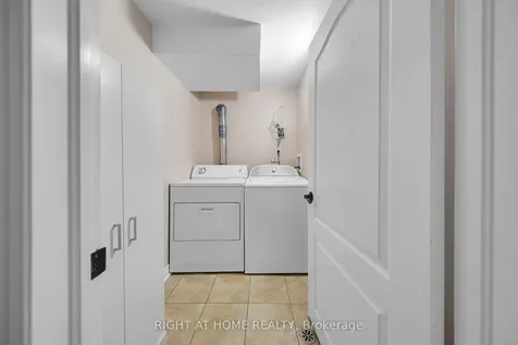 19 Wall Avenue Toronto ON M9N 2N6