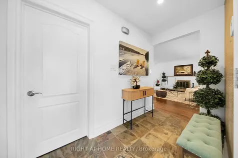 19 Wall Avenue Toronto ON M9N 2N6