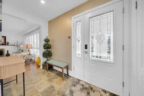 19 Wall Avenue Toronto ON M9N 2N6