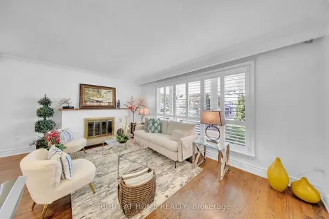 19 Wall Avenue Toronto ON M9N 2N6