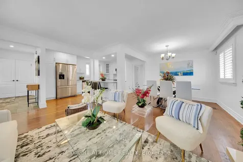19 Wall Avenue Toronto ON M9N 2N6
