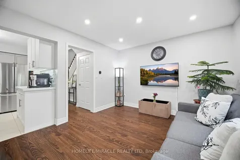 71 Dandelion Road Brampton ON L6R 1Y3