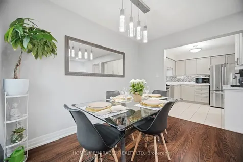 71 Dandelion Road Brampton ON L6R 1Y3