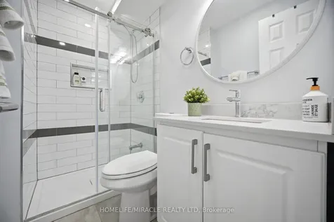 71 Dandelion Road Brampton ON L6R 1Y3