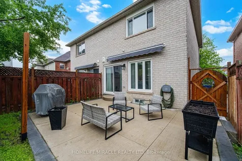 71 Dandelion Road Brampton ON L6R 1Y3