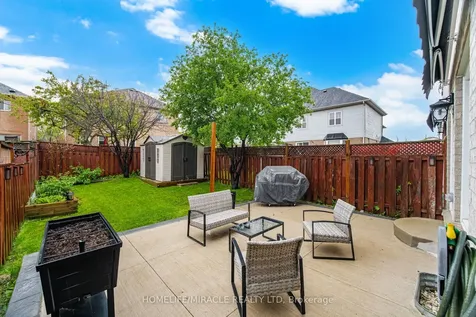 71 Dandelion Road Brampton ON L6R 1Y3