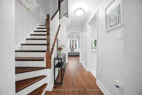 71 Dandelion Road Brampton ON L6R 1Y3