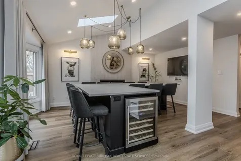 3199 Desmond Drive Burlington ON L7M 3N1
