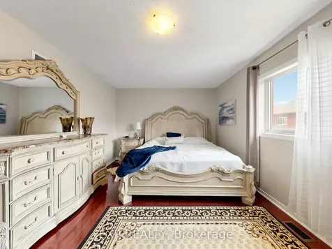 41 Bramfield Street Brampton ON L7A 2W1