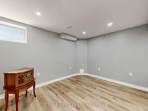 41 Bramfield Street Brampton ON L7A 2W1