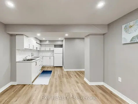 41 Bramfield Street Brampton ON L7A 2W1