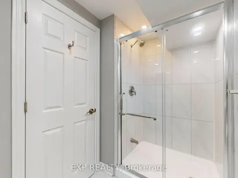 41 Bramfield Street Brampton ON L7A 2W1