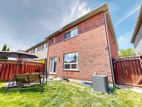 41 Bramfield Street Brampton ON L7A 2W1