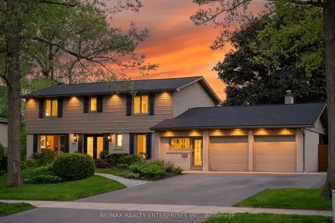 2068 Tenoga Drive Mississauga ON L5H 3K2