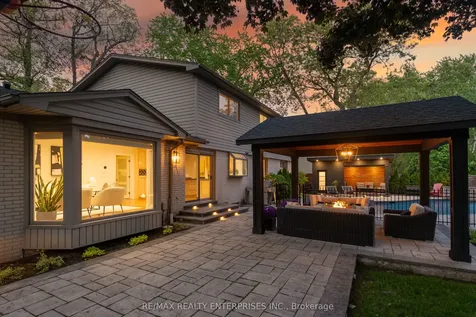 2068 Tenoga Drive Mississauga ON L5H 3K2