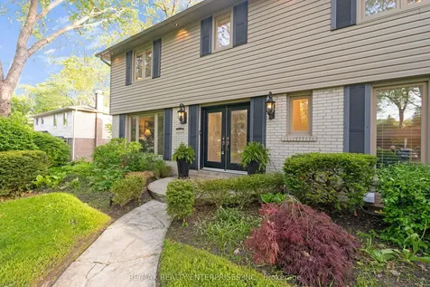 2068 Tenoga Drive Mississauga ON L5H 3K2