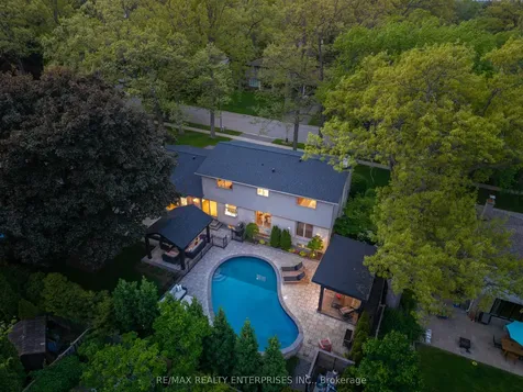 2068 Tenoga Drive Mississauga ON L5H 3K2