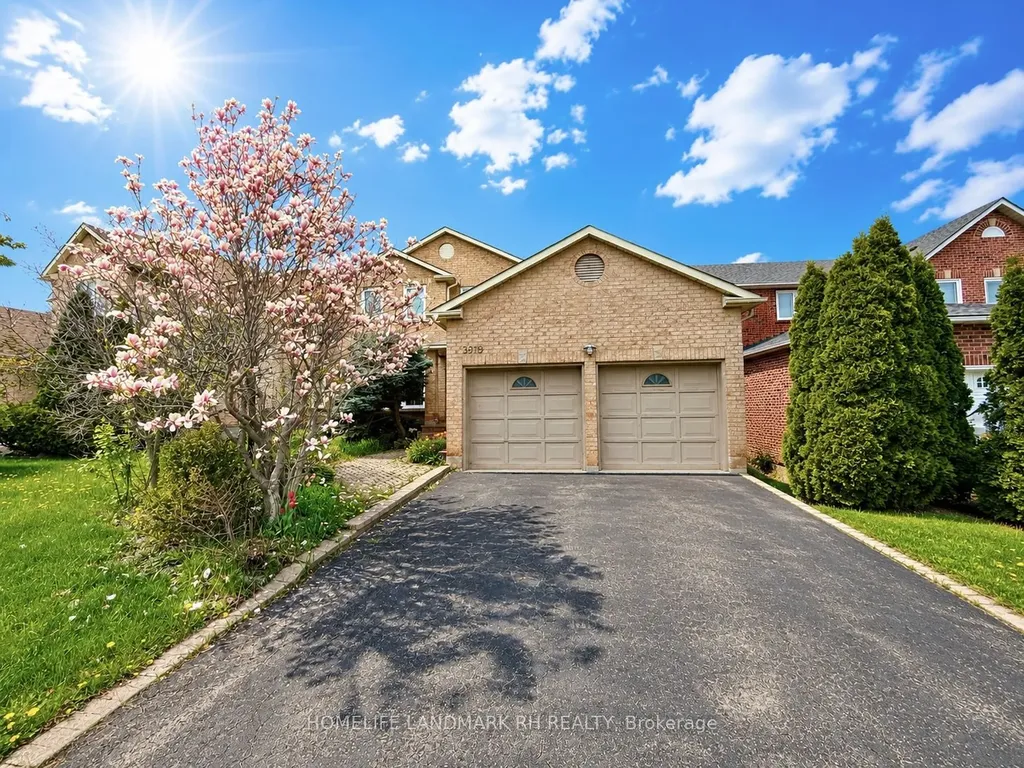3379 Mulcaster Road Mississauga ON L5L 5A7