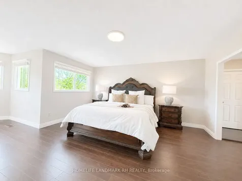 3379 Mulcaster Road Mississauga ON L5L 5A7