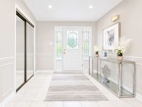 3379 Mulcaster Road Mississauga ON L5L 5A7