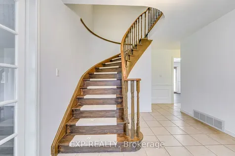 1269 Abbey Court Burlington ON L7P 3R4