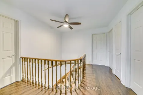 1269 Abbey Court Burlington ON L7P 3R4