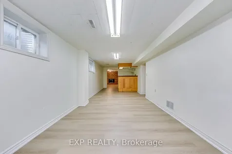 1269 Abbey Court Burlington ON L7P 3R4
